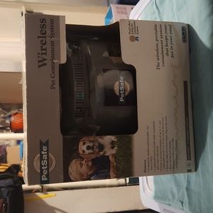 Wireless pet Containment System